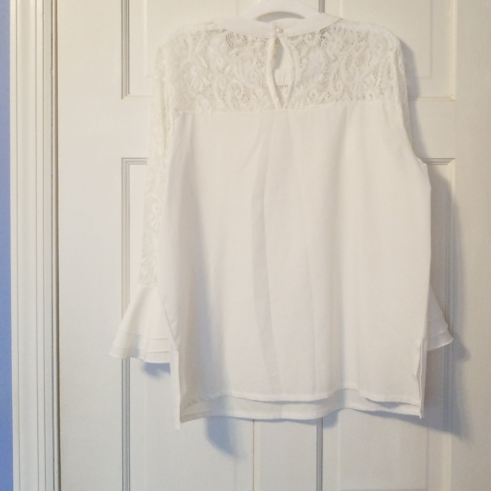 Clothes - Picture 3 of 3